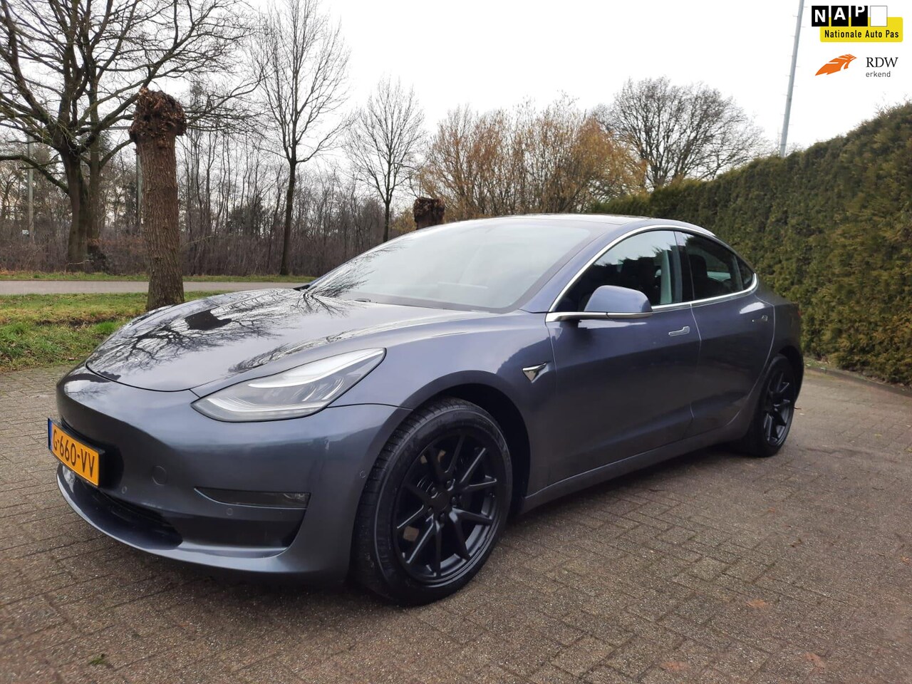 Tesla Model 3 - Long Range RWD Long Range AWD 75 kWh AUTOPILOT - AutoWereld.nl