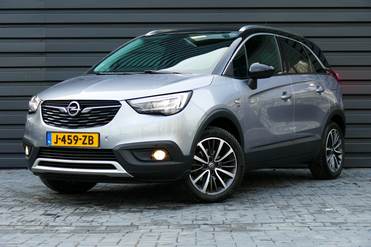 Opel Crossland X - 1.2 TURBO 130PK 120 JAAR EDITION AUTOMAAT / NAVI / LED / CLIMA / PDC / 17"LMV / CAMERA / T - AutoWereld.nl