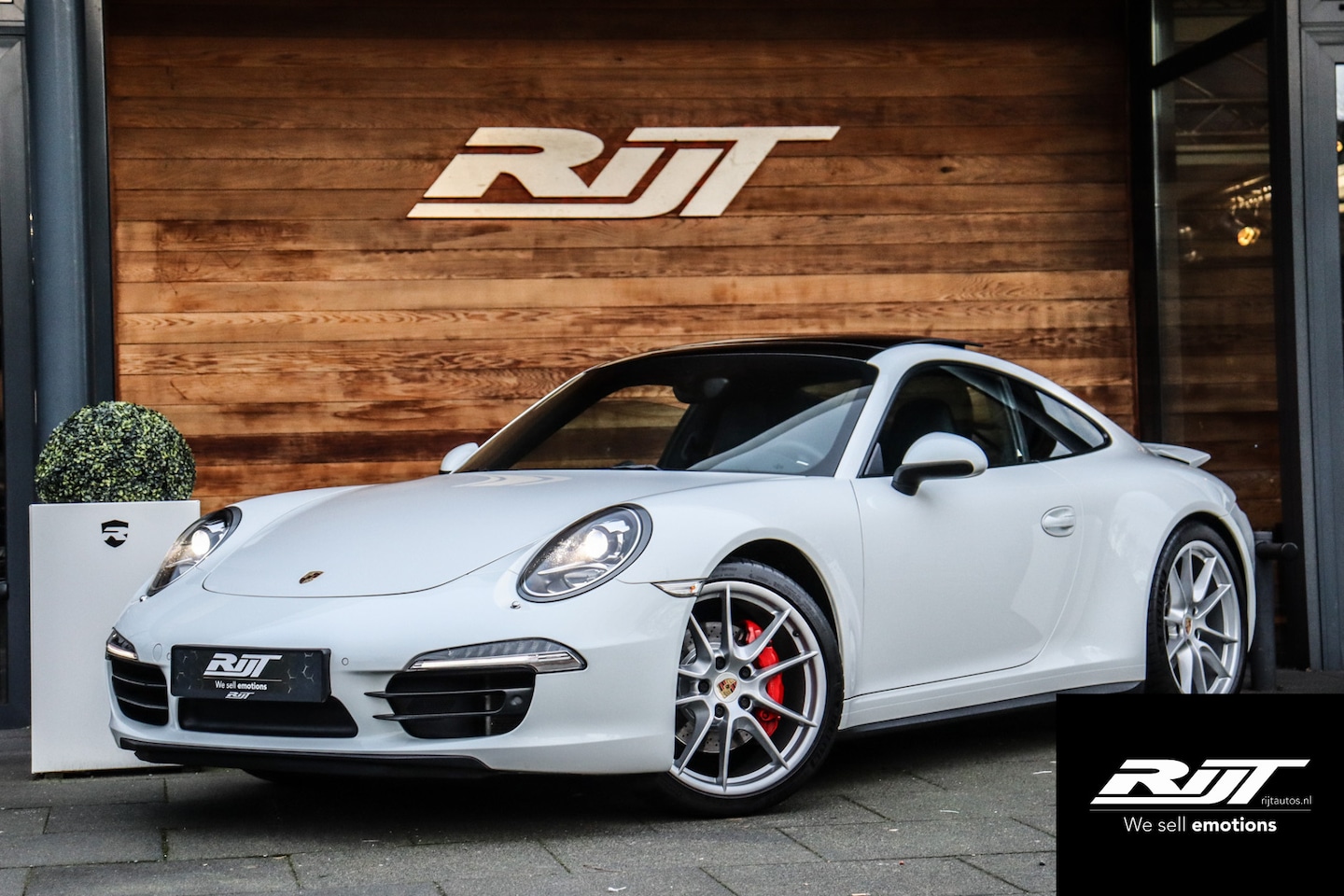 Porsche 911 - 3.8 Carrera 4S **Pano/Chrono/Alcantara/PDK/Camera** - AutoWereld.nl