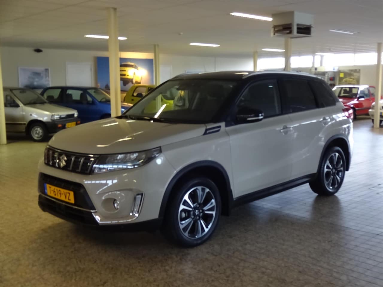 Suzuki Vitara - 1.5 Full Hybrid Style Automaat - AutoWereld.nl