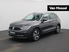 Volkswagen Tiguan - 1.4 TSI eHybrid 245PK | Life Automaat | All Season Banden | Navigatie | Elektrische Achter