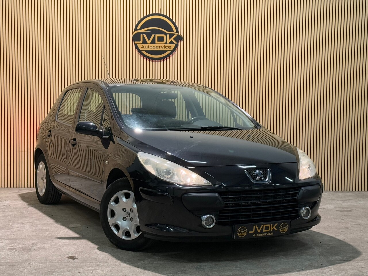 Peugeot 307 - 1.6-16V XS AIRCO / CRUISE / ELECTR RAMEN / NAP / TREKHAAK / - AutoWereld.nl