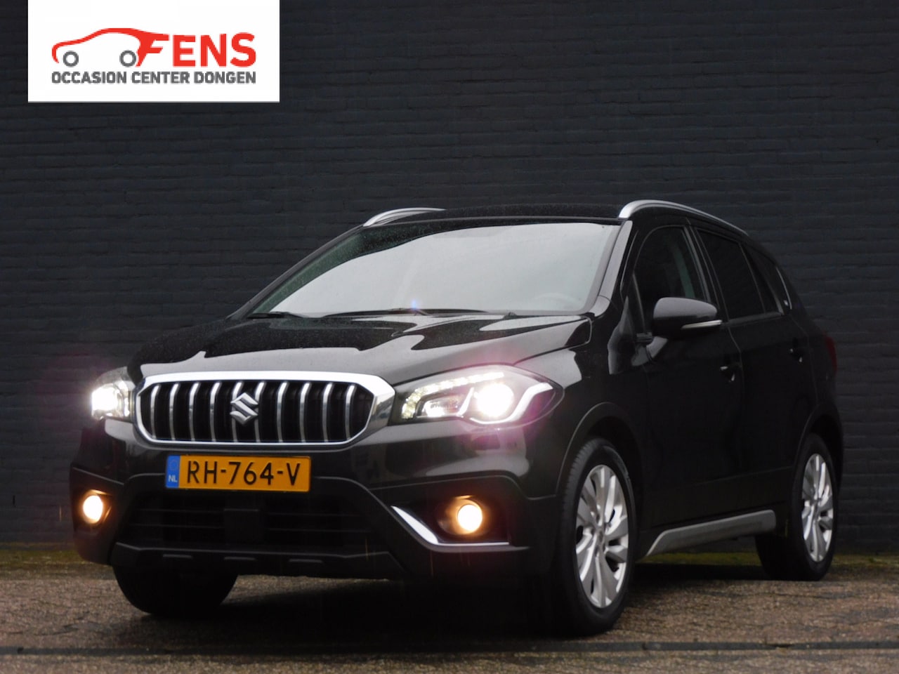 Suzuki S-Cross - 1.0 Boosterjet Exclusive 1e EIGENAAR! NAVI! BLUETOOTH! STOELVERWARMING! CLIMA!TREKHAAK! - AutoWereld.nl