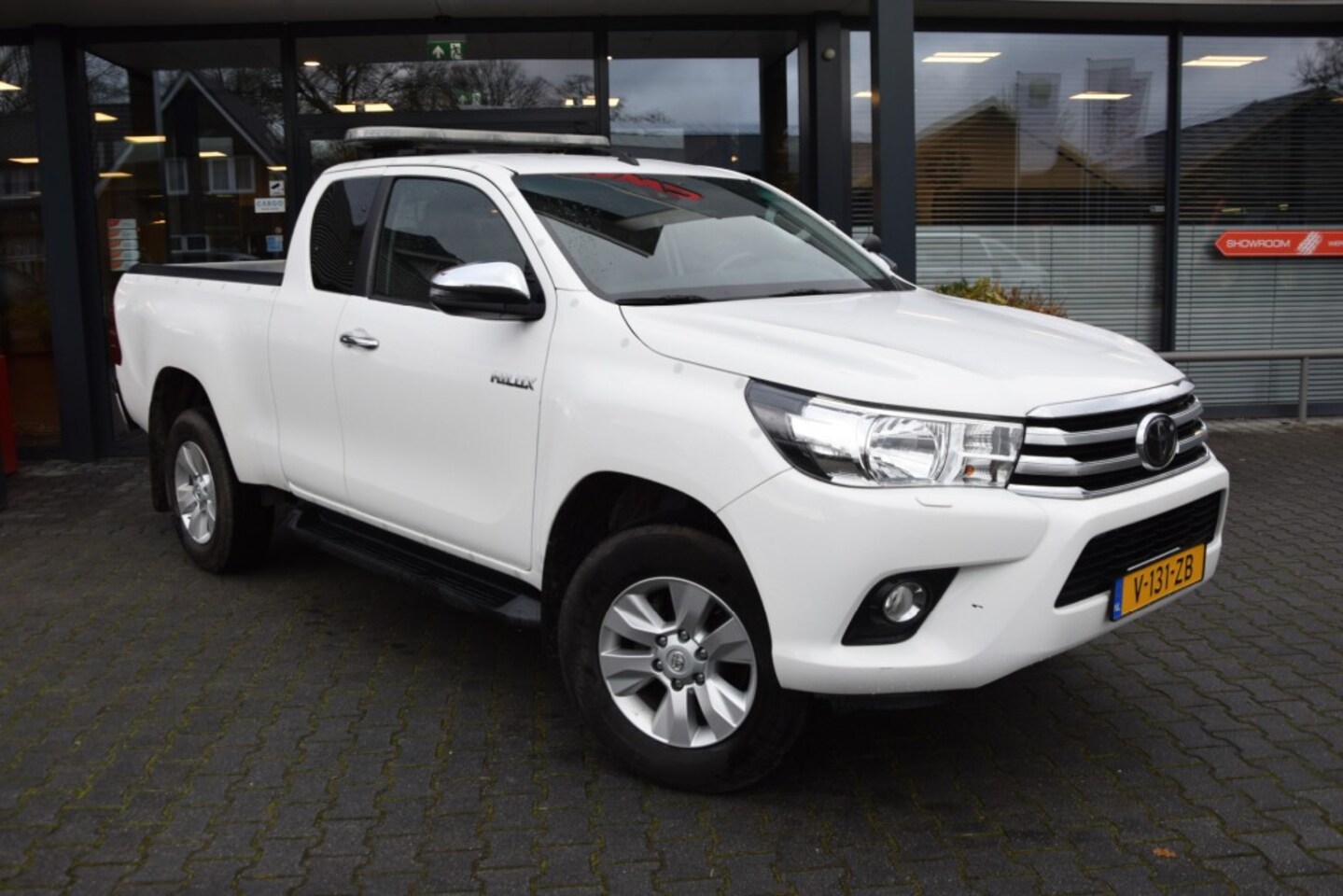 Toyota HiLux - 2.4 D-4D X-TRS CAB CHALLENGER 4WD VAN - AutoWereld.nl