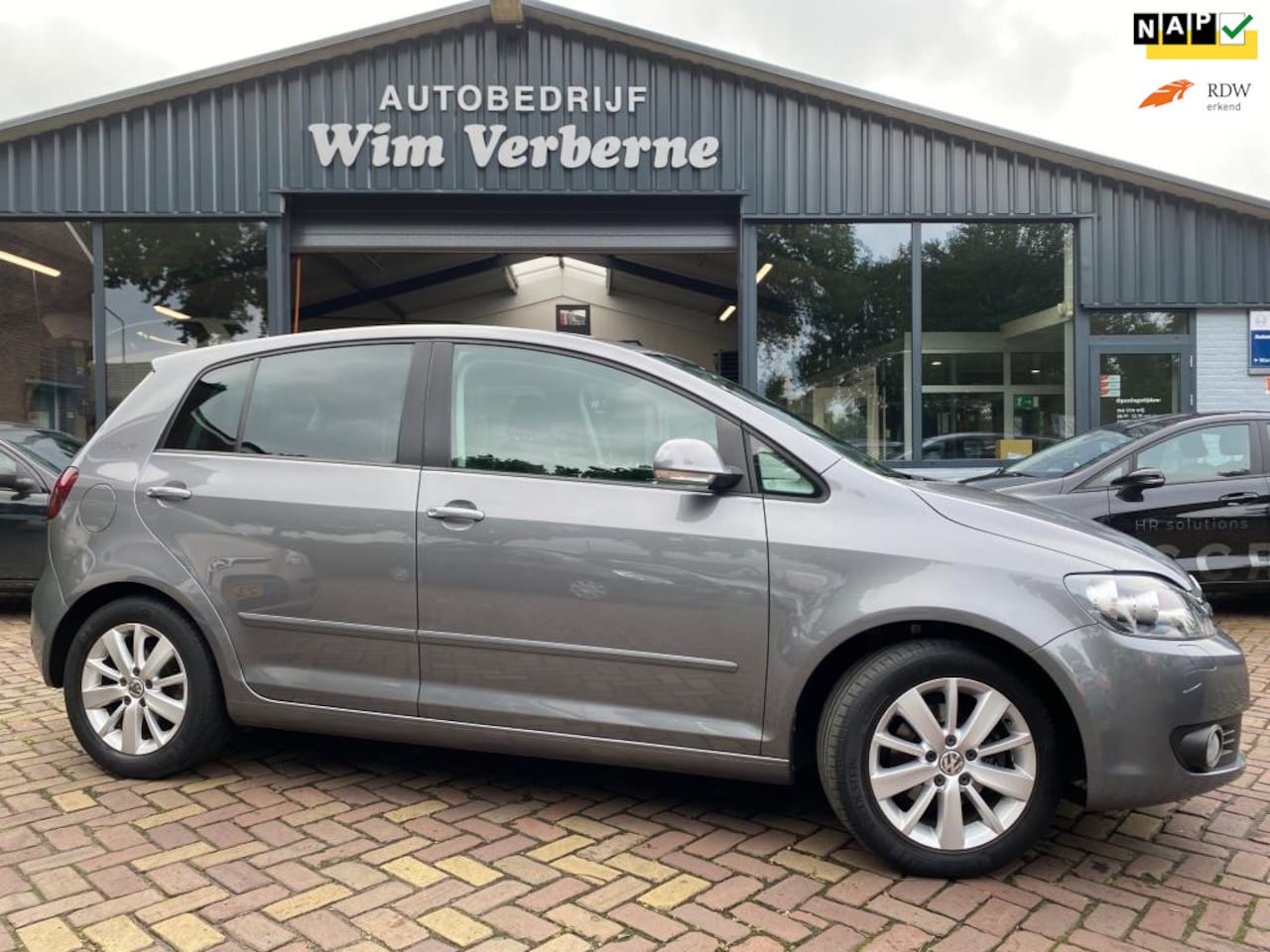 Volkswagen Golf Plus - 1.2 TSI Tour II BlueMotion Navigatie - AutoWereld.nl