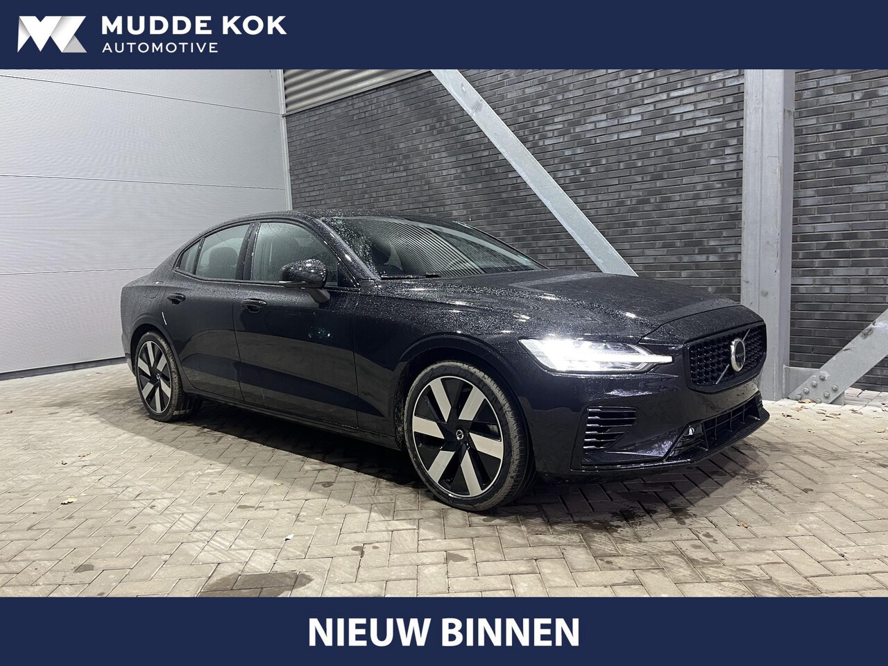 Volvo S60 - T8 Recharge Ultimate Dark | Long Range | Bowers&Wilkins | ACC | Head-Up | Panoramadak | 36 - AutoWereld.nl