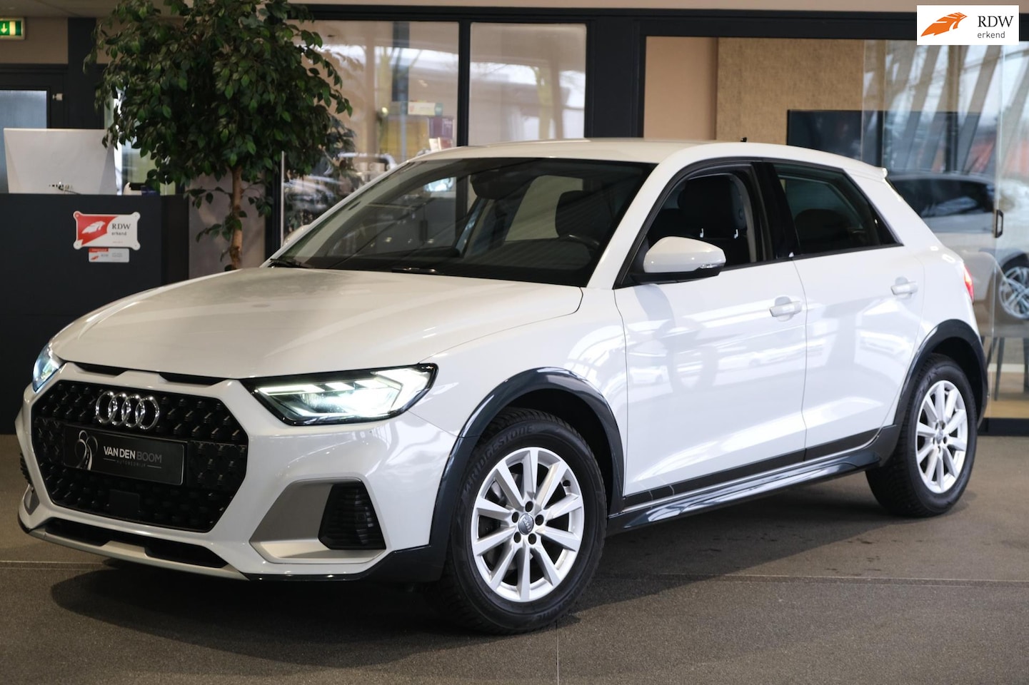 Audi A1 citycarver - 25 TFSI epic Navi Virtual Keyless Led Pdc DAB Full - AutoWereld.nl