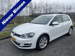 Volkswagen Golf - 1.6 TDI Comfortline Navi Pdc Dealeronderhouden