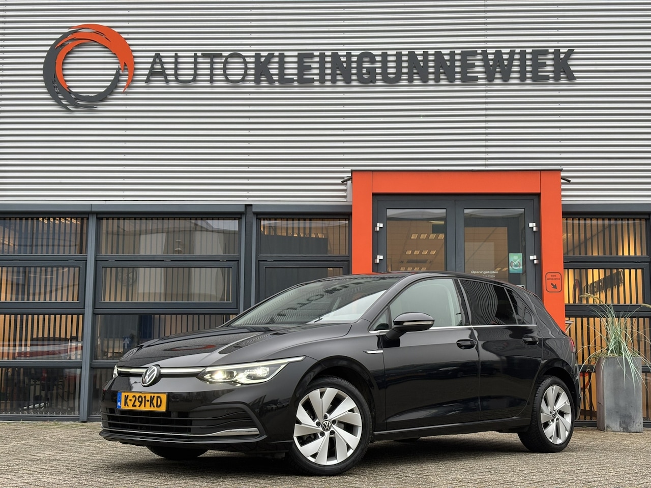 Volkswagen Golf - 1.5 TSI Style / Elektrische Stoelen / Camera / Schuifkanteldak / Virtual Cockpit / Draadlo - AutoWereld.nl