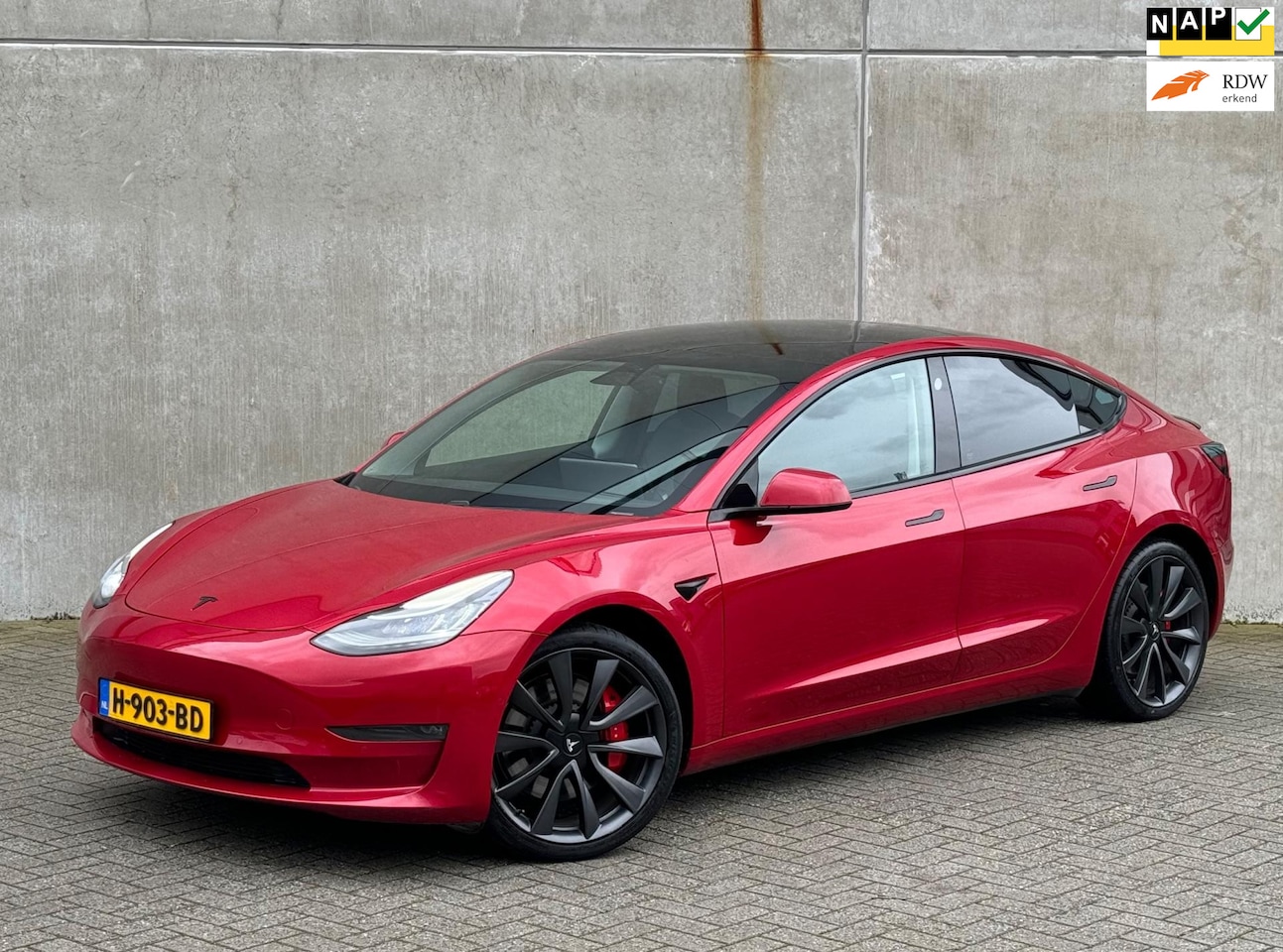 Tesla Model 3 - Performance AWD 75 kWh Rood NAP|20"|AUTOPILOT - AutoWereld.nl