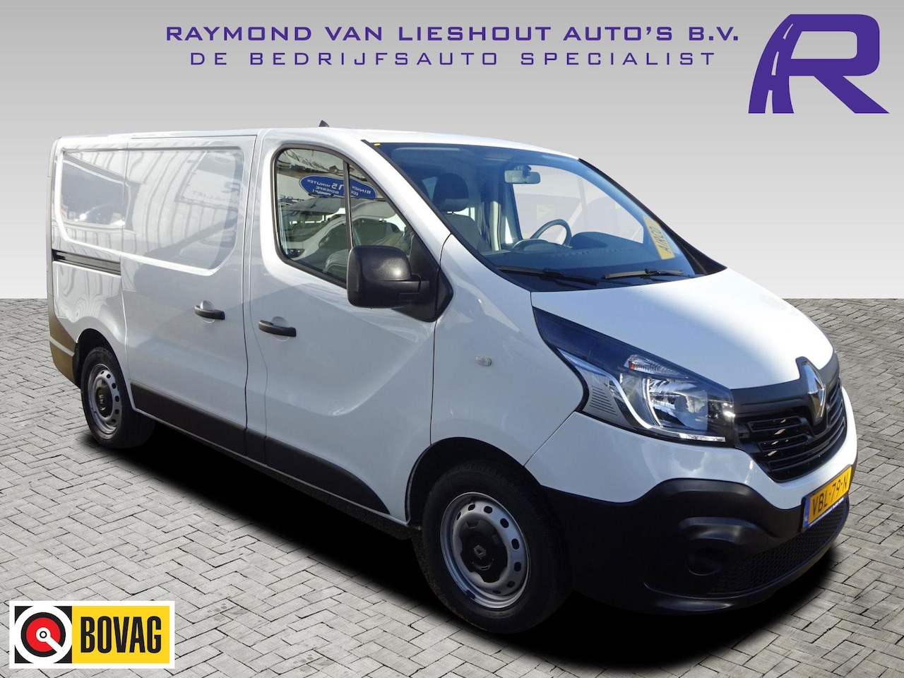 Renault Trafic - 1.6 dCi T27 EU6 L1H1 AIRCO NAVIGATIE 3 ZITPLAATSEN - AutoWereld.nl