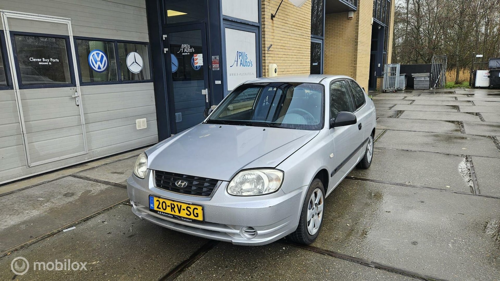 Hyundai Accent - 1.3i Active 1.3i Active - AutoWereld.nl