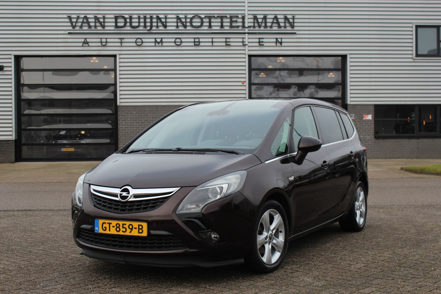 Opel Zafira Tourer - 1.4 Cosmo / 7 Persoons / Panoramadak - AutoWereld.nl