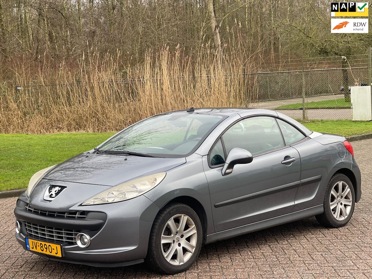 Peugeot 207 CC - 1.6 VTi/APK TOT 12-07-2025 - AutoWereld.nl