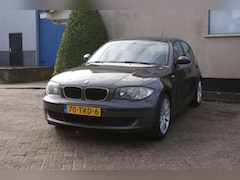 BMW 1-serie - 116i Business Line