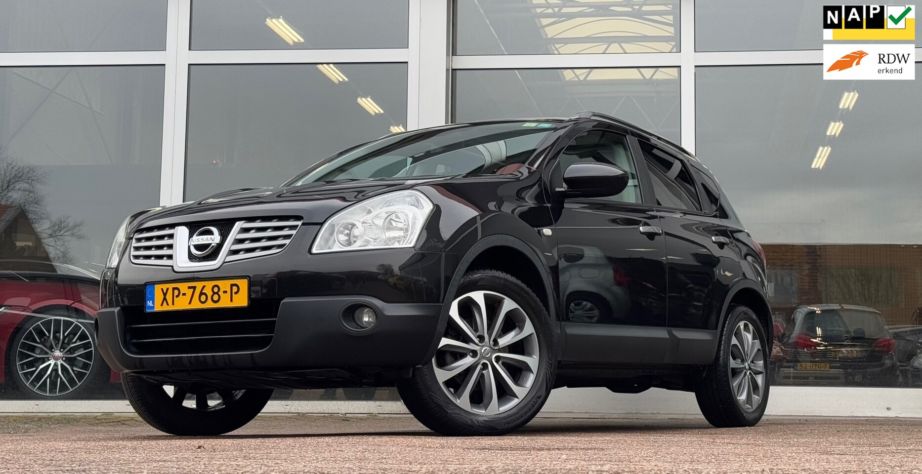 Nissan Qashqai - 1.6i Connect Edition Pano Camera Navi - AutoWereld.nl