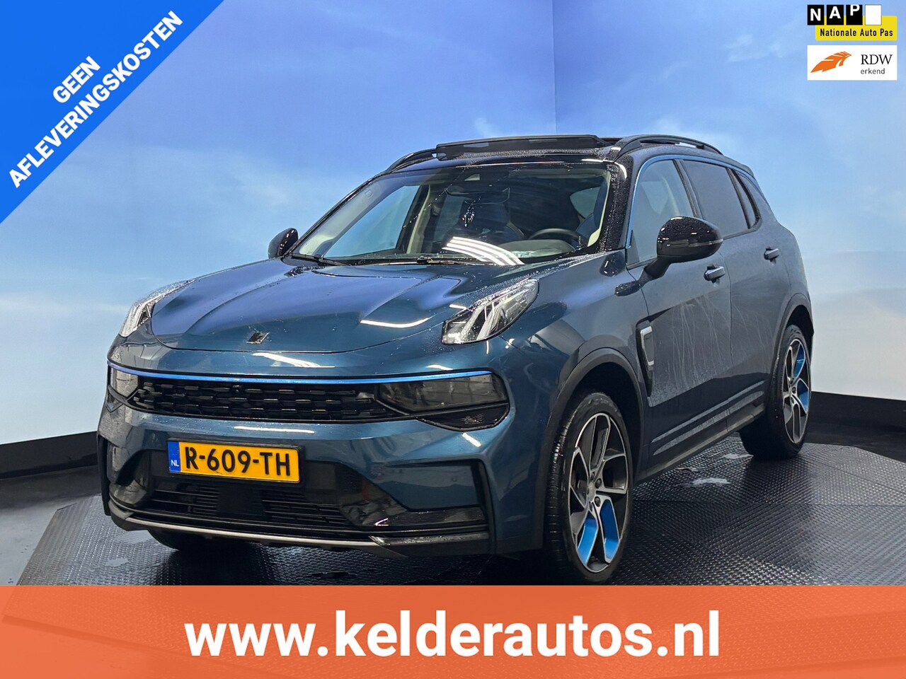 Lynk & Co 01 - 1.5 Pano dak | Navi | 360 camera| Trekhaak | Camera | LED | Carplay - AutoWereld.nl