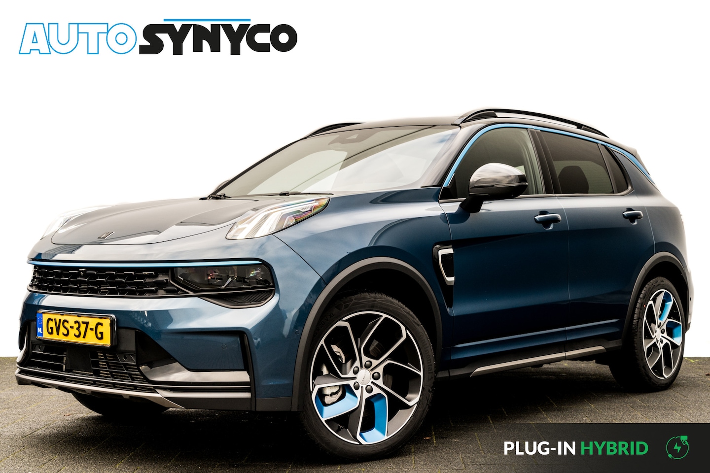 Lynk & Co 01 - 1.5 Plug-in Hybrid 262 Pk | *Nieuwe Auto* | Nw prijs €44.880,- | Panoramadak | Zwarte Heme - AutoWereld.nl