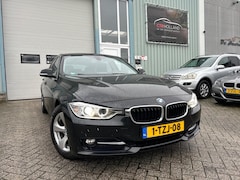 BMW 3-serie Touring - 320d Sport-Line (bj 2014) AUTOMAAT|XENON|NAVI|PDC