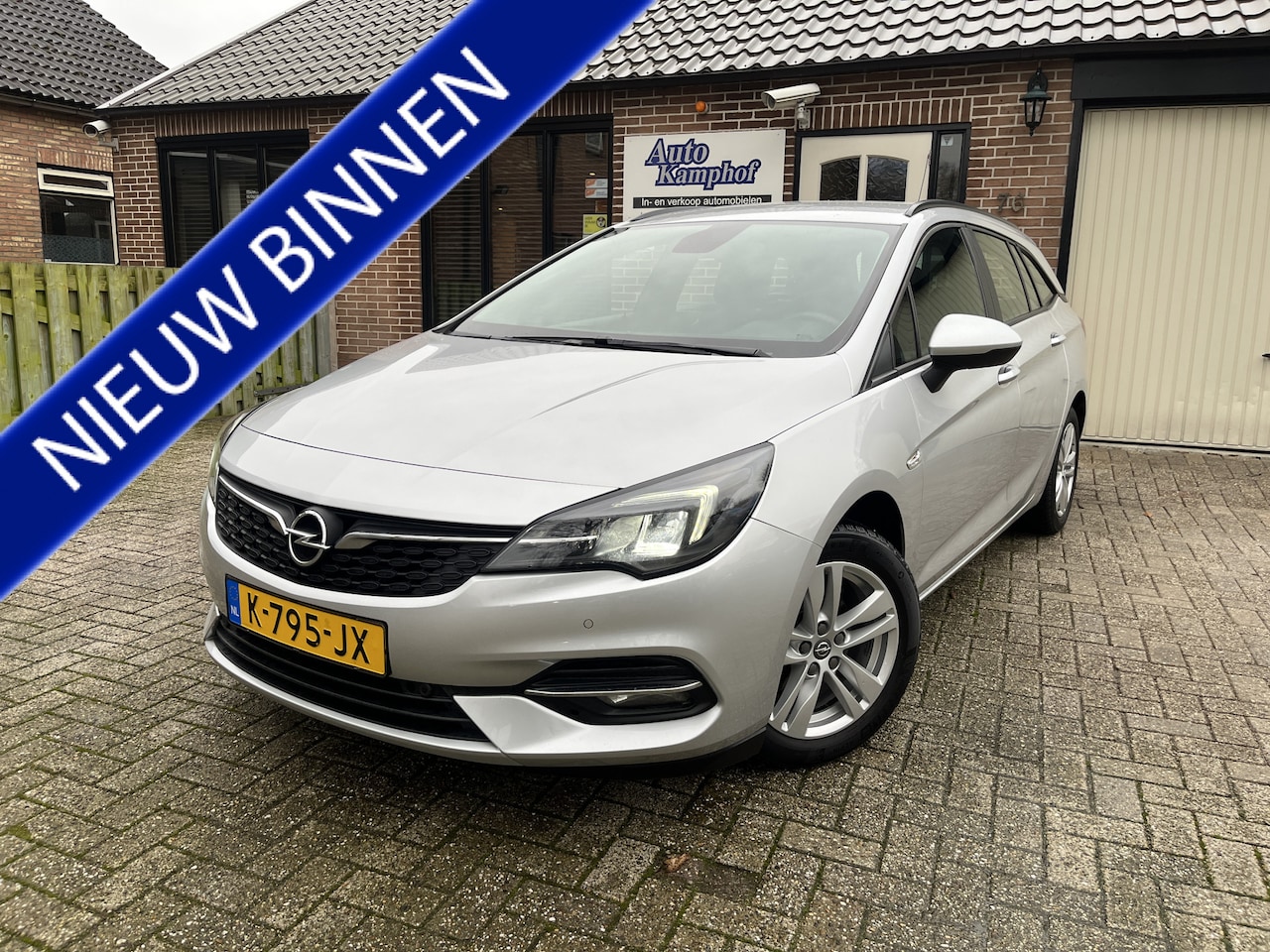 Opel Astra Sports Tourer - 1.2 Edition LED Xenon Camera DAB - AutoWereld.nl