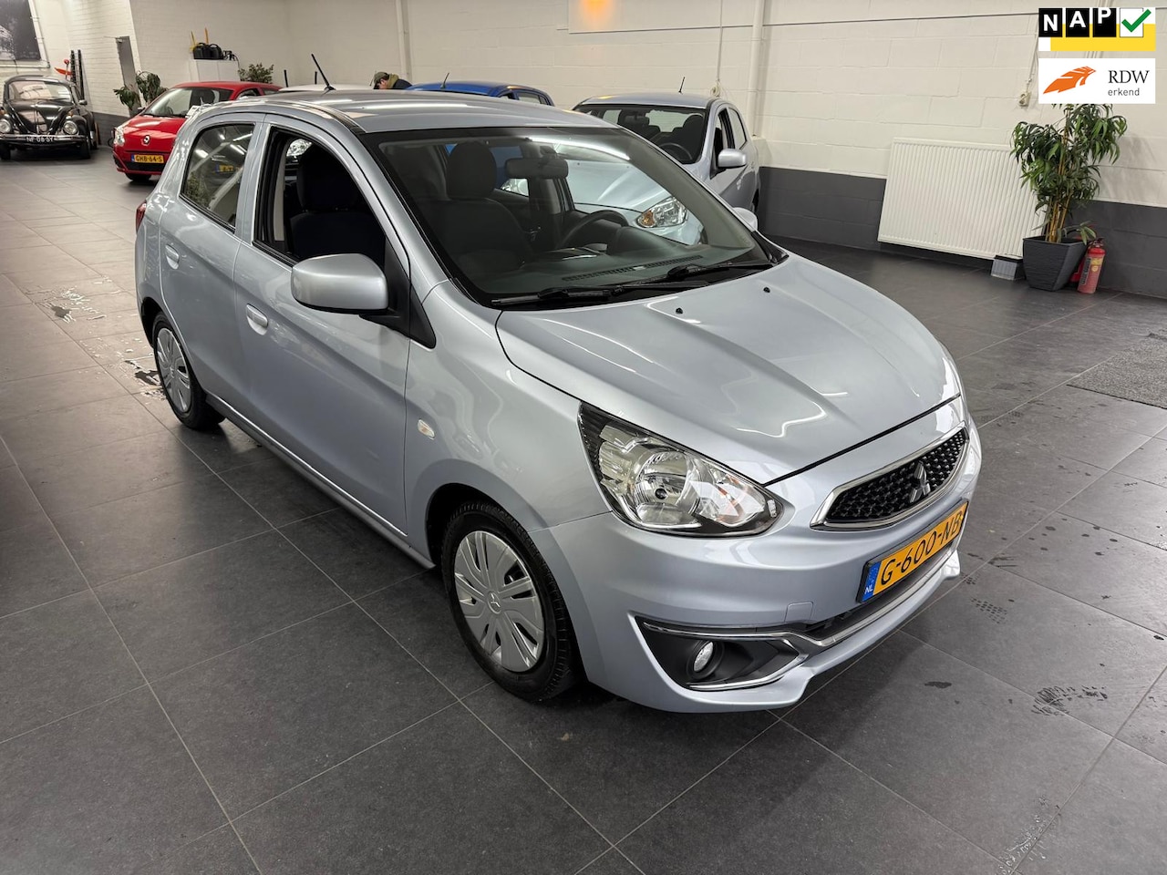 Mitsubishi Space Star - 1.0 Cool+ 1.0 Cool+ - AutoWereld.nl