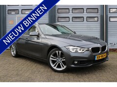 BMW 3-serie Touring - 318i Autom High Executive Xenon G-navi Leder sportzetels 18inch Bj:2016