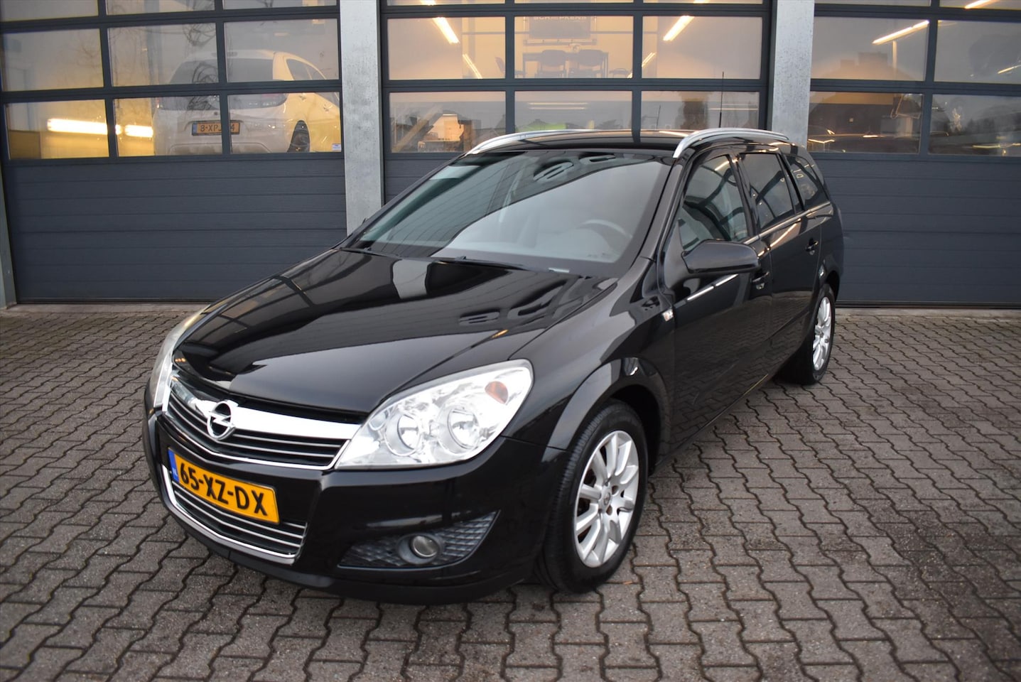 Opel Astra Wagon - Stationwagon 1.6 16V 115pk Cosmo - AutoWereld.nl