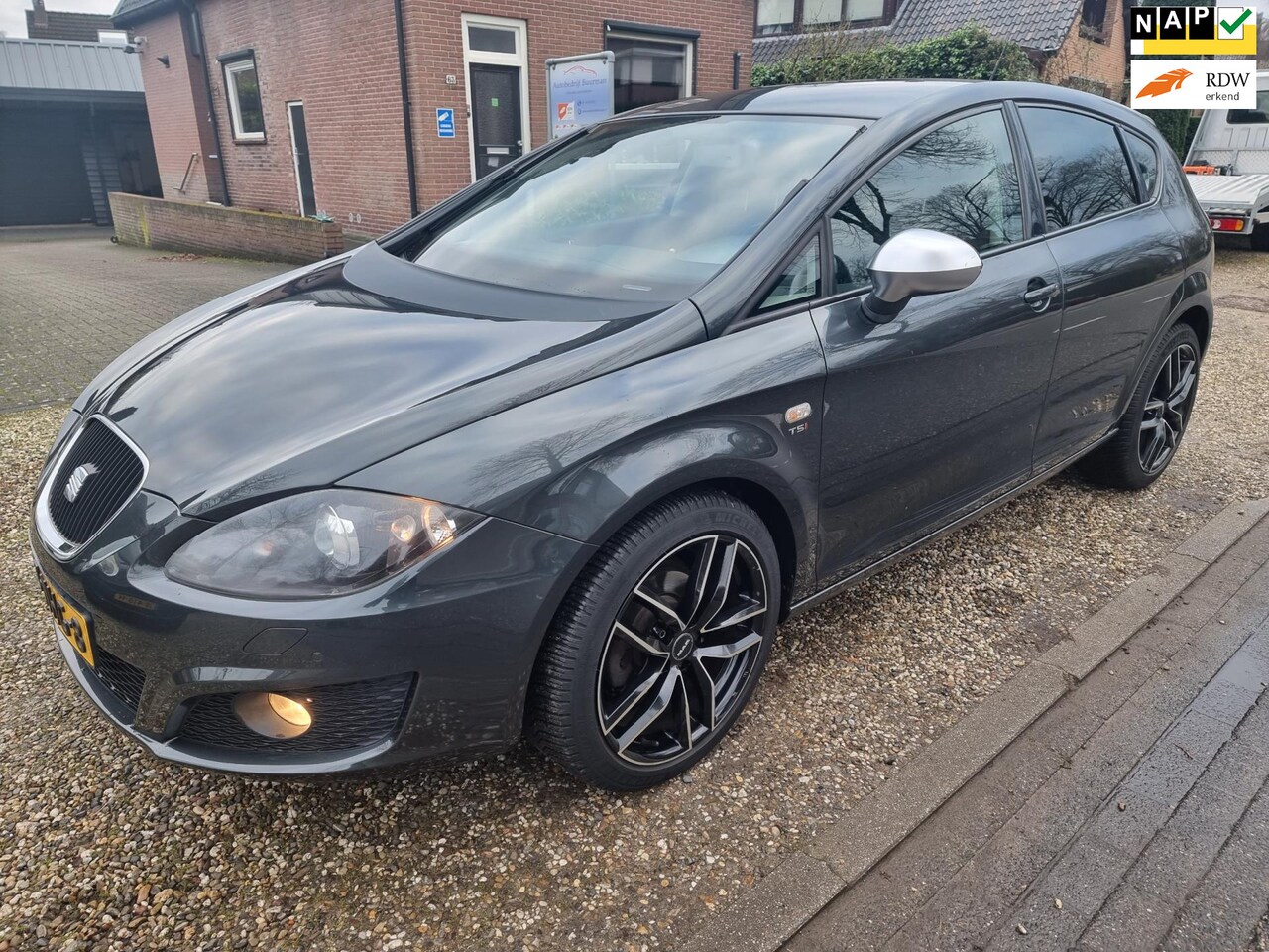 Seat Leon - 1.2 TSI Businessline High|18"|DEALER OHDN|PDC|BOEKJES ETC - AutoWereld.nl