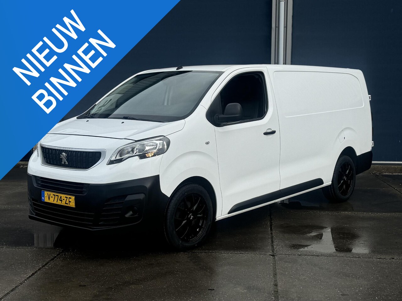 Peugeot Expert - 231L 2.0 BlueHDI 180 Premium AUTOMAAT / CRUISE CONTROLE / AIRCO / 3 ZITS - AutoWereld.nl