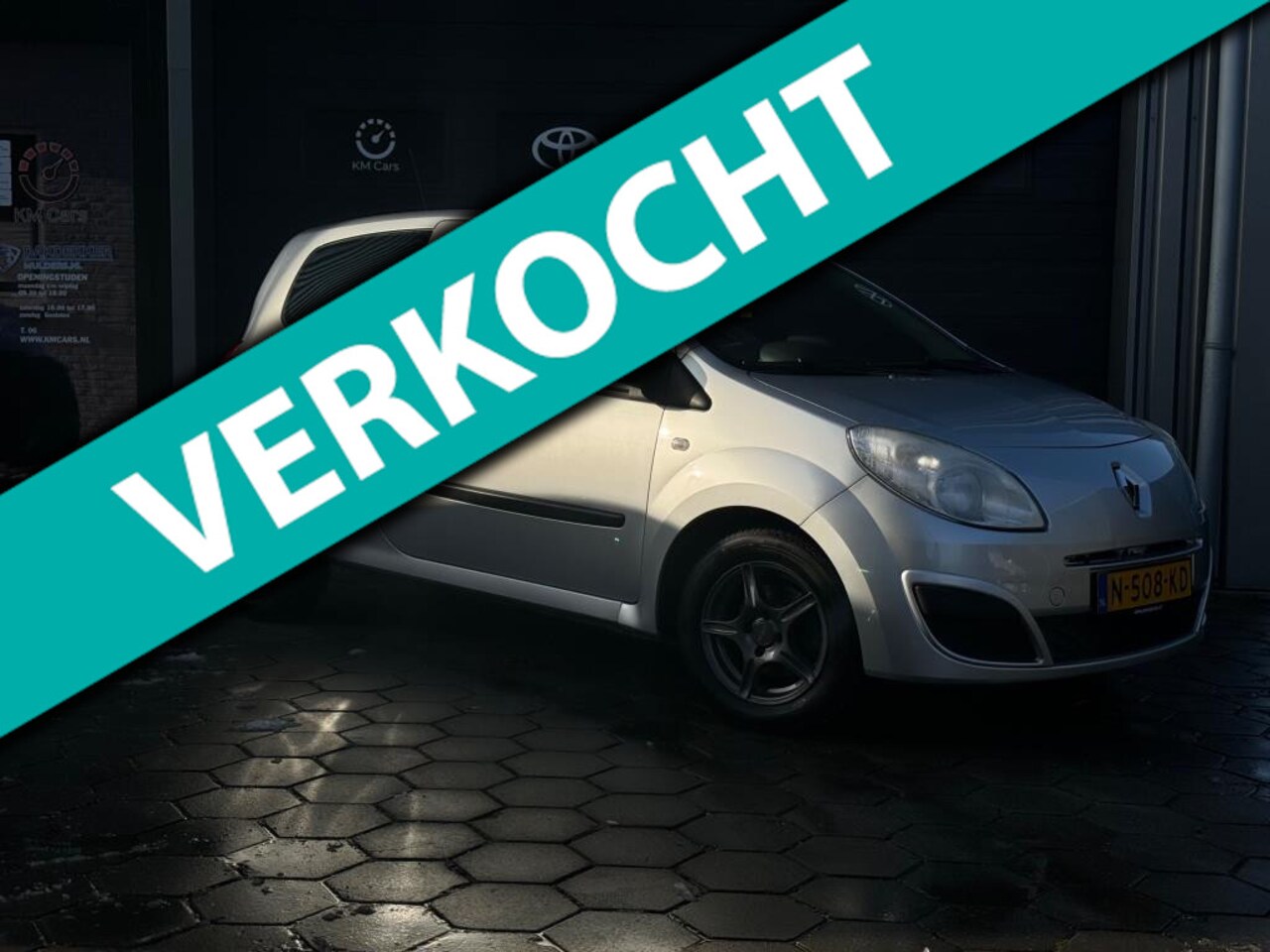 Renault Twingo - 1.2 Acces - Airco - Lm Velgen - Lage km - New Apk - - AutoWereld.nl