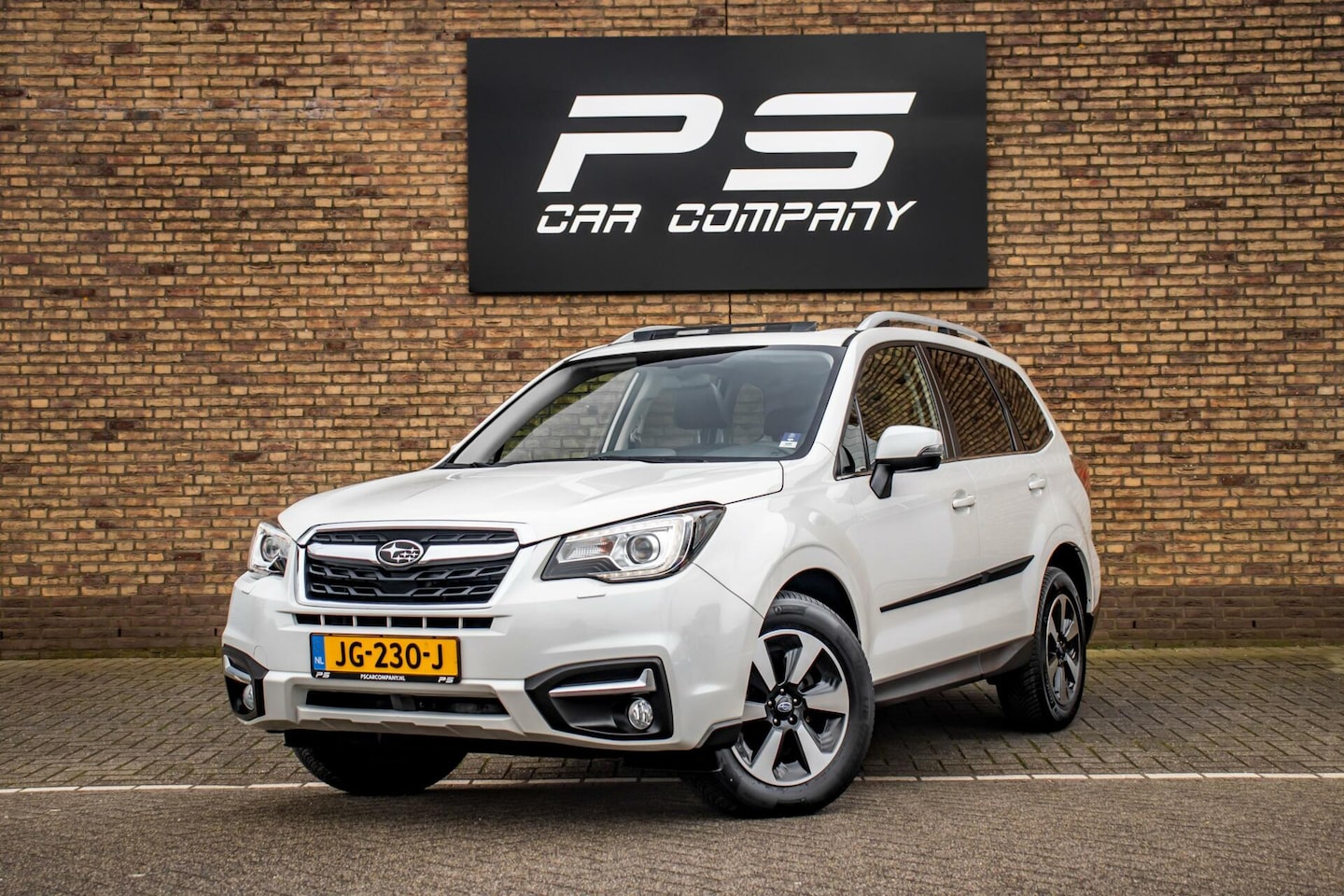 Subaru Forester - 2.0 Premium 2.0 Premium, NAP, Leder, Pano, Cruise, Navi - AutoWereld.nl