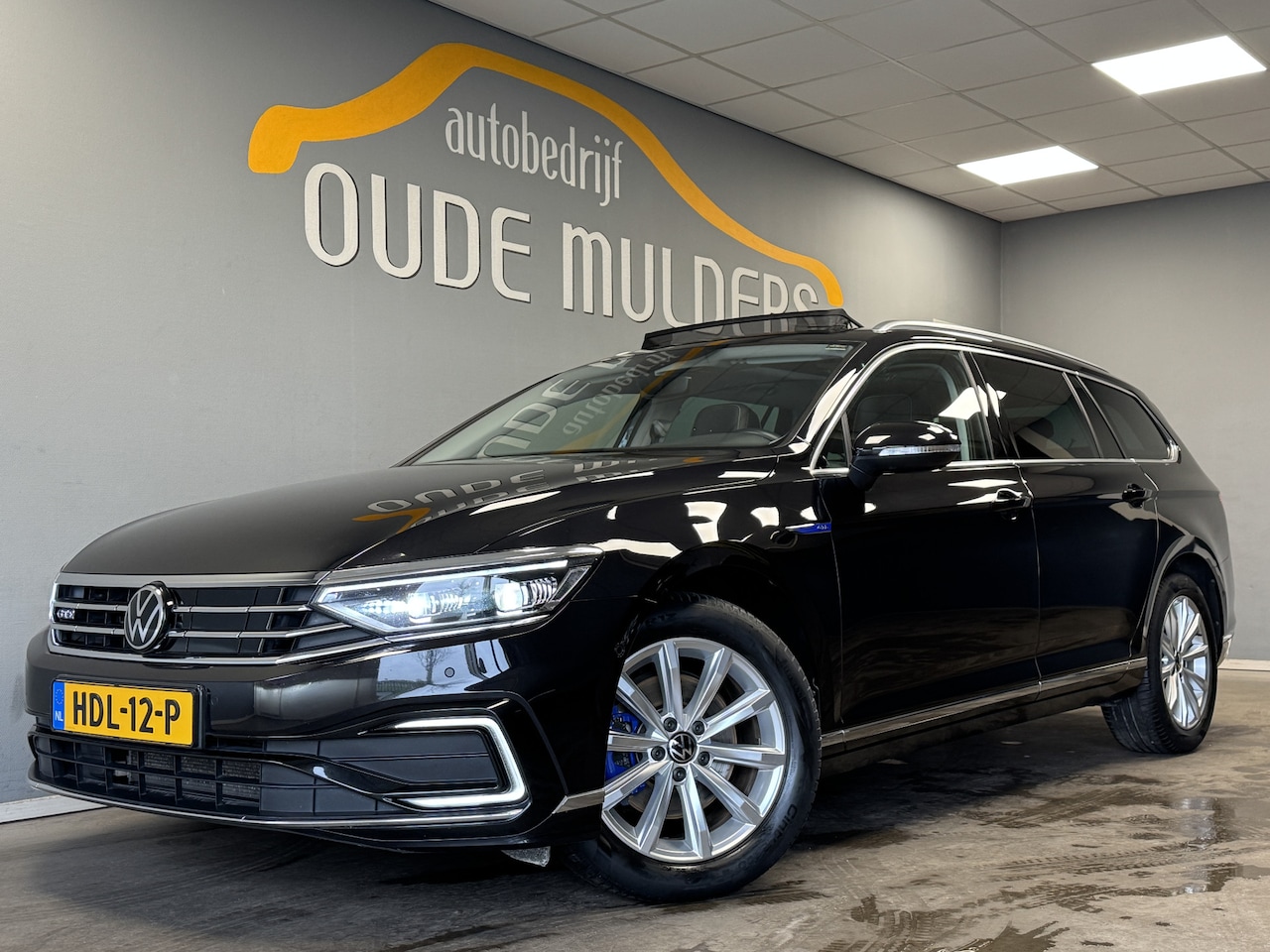 Volkswagen Passat Variant - 1.4 TSI PHEV GTE Panoramadak/IQLight/Standkachel - AutoWereld.nl