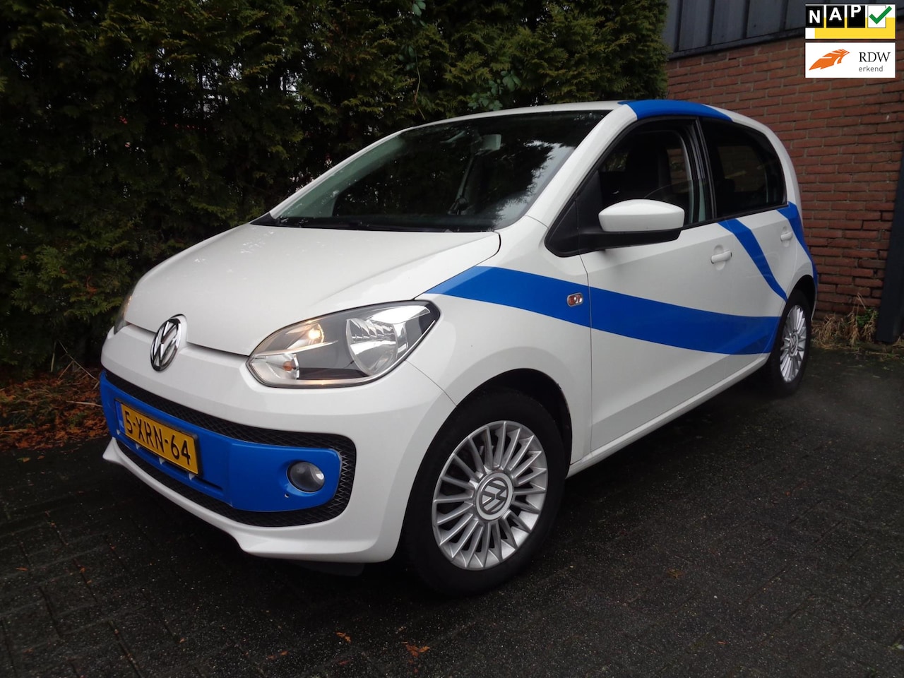 Volkswagen Up! - 1.0 high up! BlueMotion 1.0 high up! BlueMotion,Navi,Airco,PDC,Cruise control - AutoWereld.nl