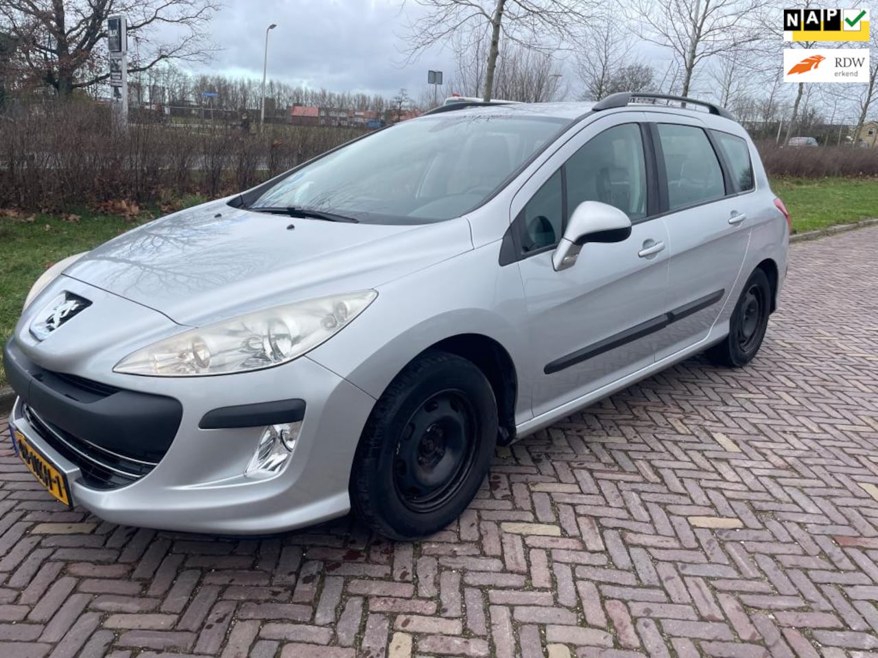 Peugeot 308 SW - 1.6 VTi Blue Lease-Airco-Navigatie - AutoWereld.nl