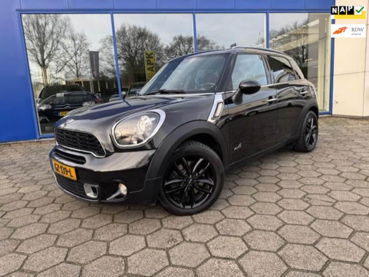 MINI Countryman - Mini 1.6 Cooper S ALL4 Chili AUTOMAAT - Leder - Schuif. kant.dak - AutoWereld.nl