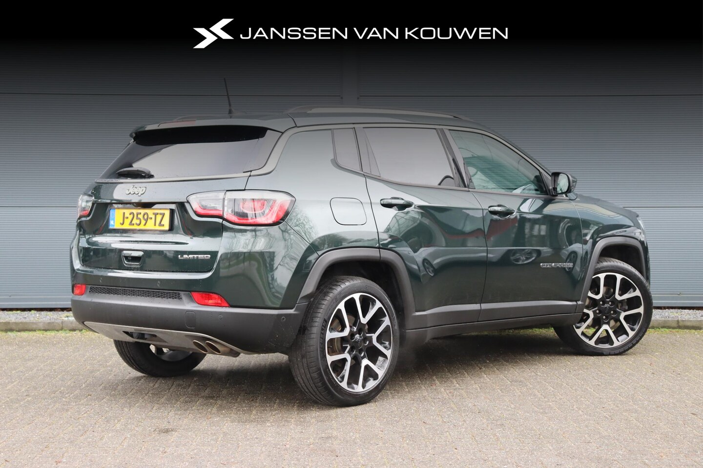 Jeep Compass - 1.3T Limited Automaat Trekhaak Navigatie Camera Techno Green - AutoWereld.nl