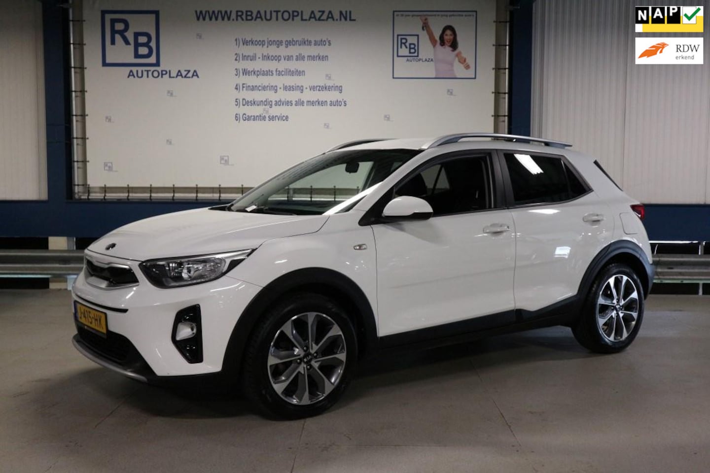 Kia Stonic - 1.0 T-GDi Sports Edition / WHITE EDITION ! ! ! - AutoWereld.nl