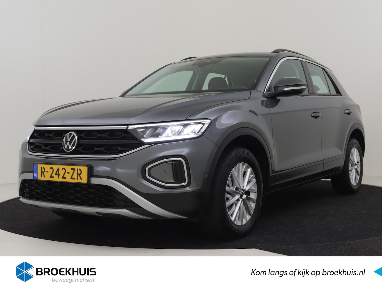 Volkswagen T-Roc - 1.0 TSI 111pk Life | FABRIEKSGARANTIE TOT 07-2027 | 1ste eigenaar | Adaptive cruise contro - AutoWereld.nl