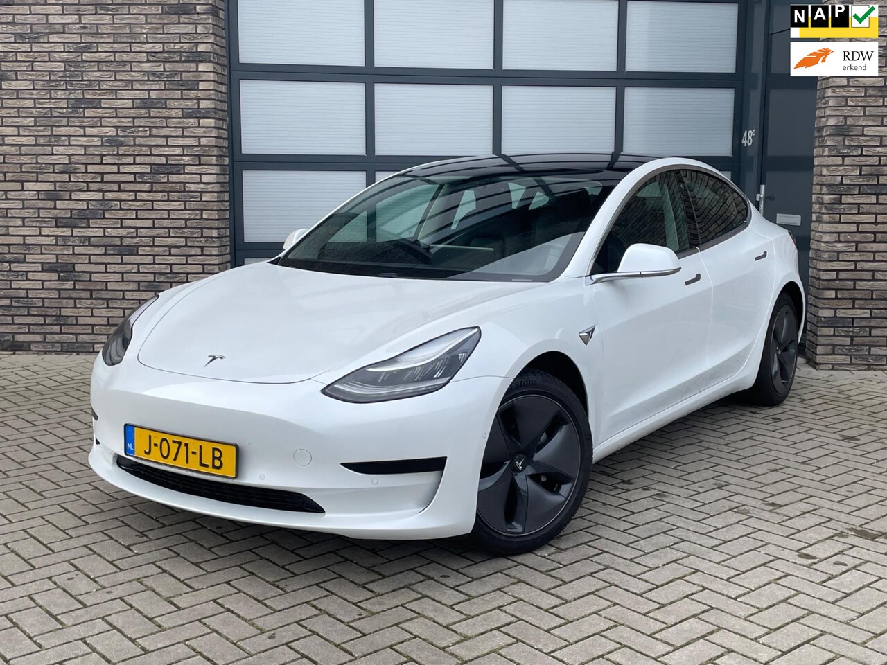 Tesla Model 3 - Standard Range RWD Plus 60 kWh AUTOPILOT Incl. BTW Wit - AutoWereld.nl