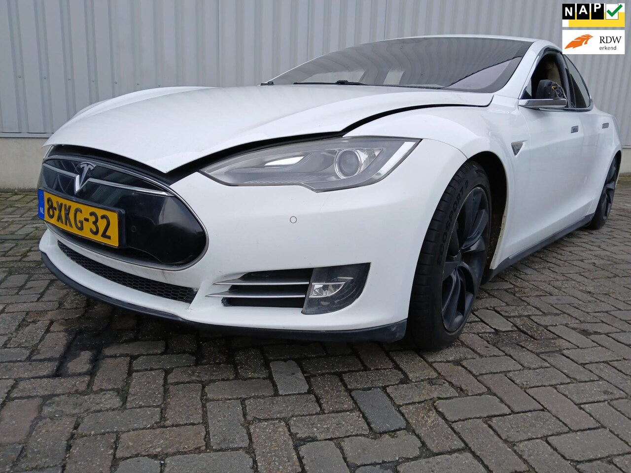 Tesla Model S - 85 Base - Airco - Navi - Export - Schade - AutoWereld.nl