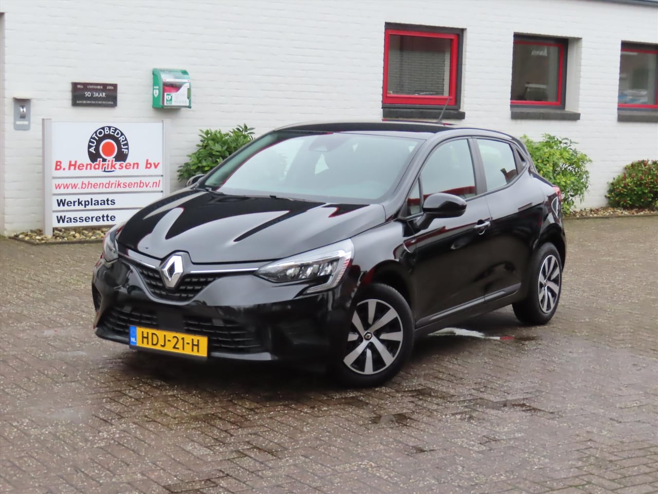 Renault Clio - 1.0 TCe 90pk Equilibre/ Apple Carplay/ Cruise control/ Airco/ Led koplampen/ DAB/ 1 Eigena - AutoWereld.nl