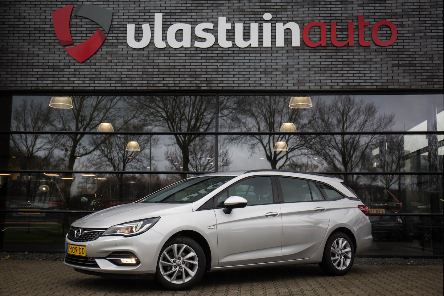 Opel Astra Sports Tourer - 1.2 Edition 1.2 Edition - AutoWereld.nl