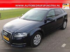 Audi A3 Sportback - 1.6 TDI Attraction Advance