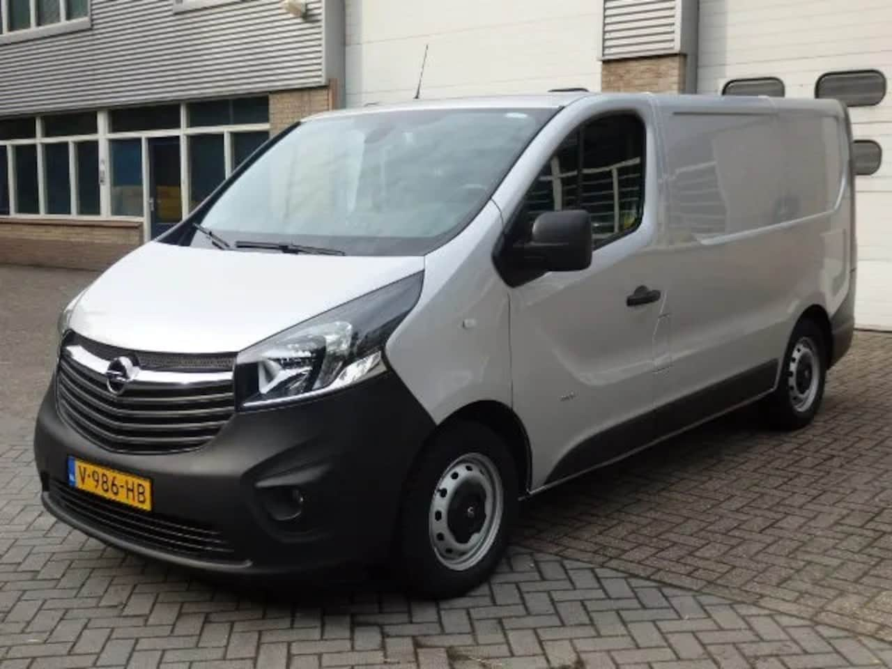 Opel Vivaro - 1.6 CDTI 125 PK AIRCO NAVI INRICHTING CRUISE PDC - AutoWereld.nl