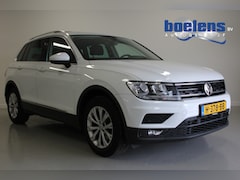 Volkswagen Tiguan - 1.5 TSI ACT Comfortline Business | PANO-DAK | ACC | STOEL-VERW | CARPLAY | E-KLEP | PDC |