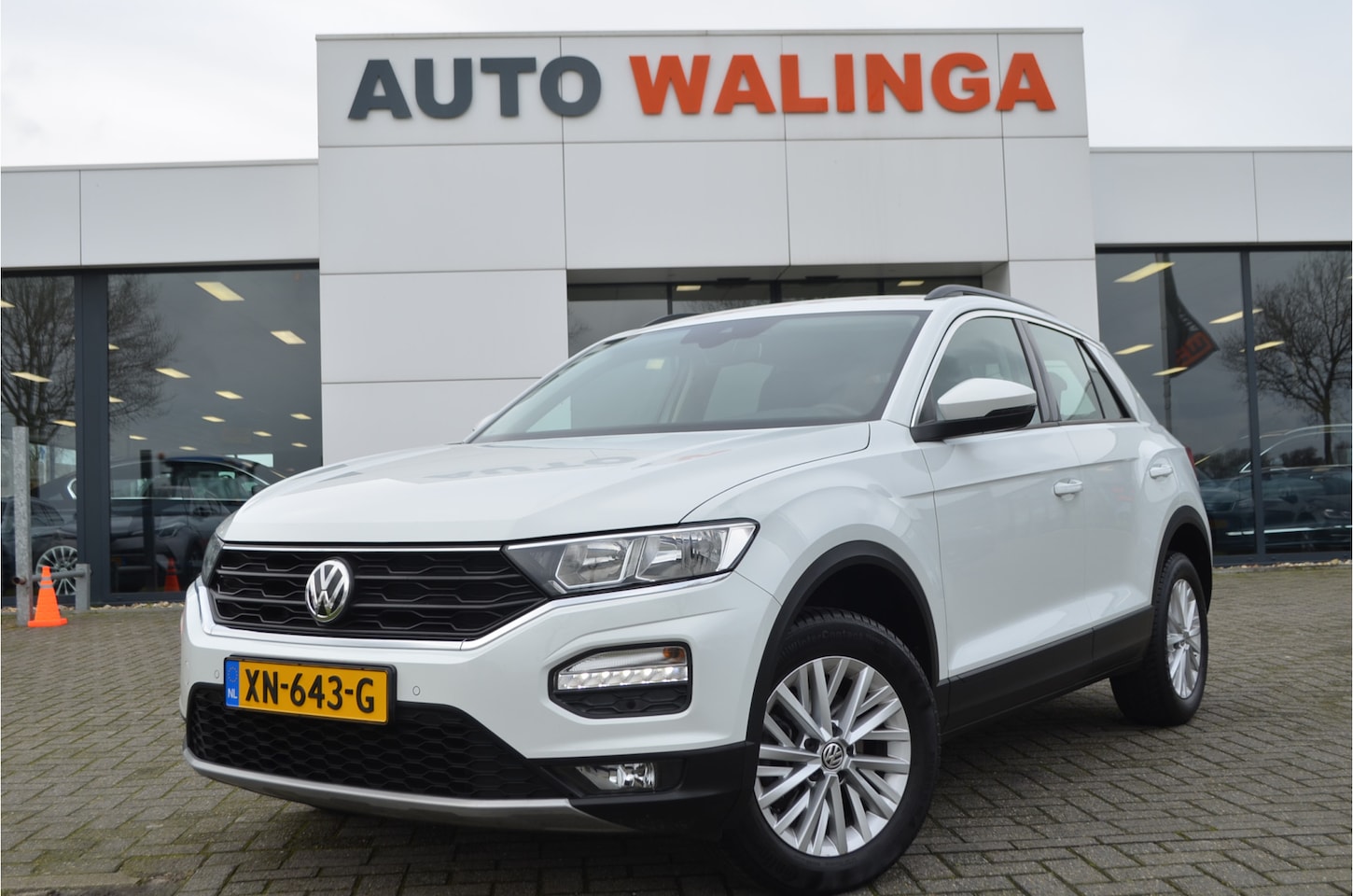 Volkswagen T-Roc - 1.5 TSI Style Trekhaak 1500KG Trekgewicht. Caplay (alarm klasse 3, dab, navigatiesysteem f - AutoWereld.nl