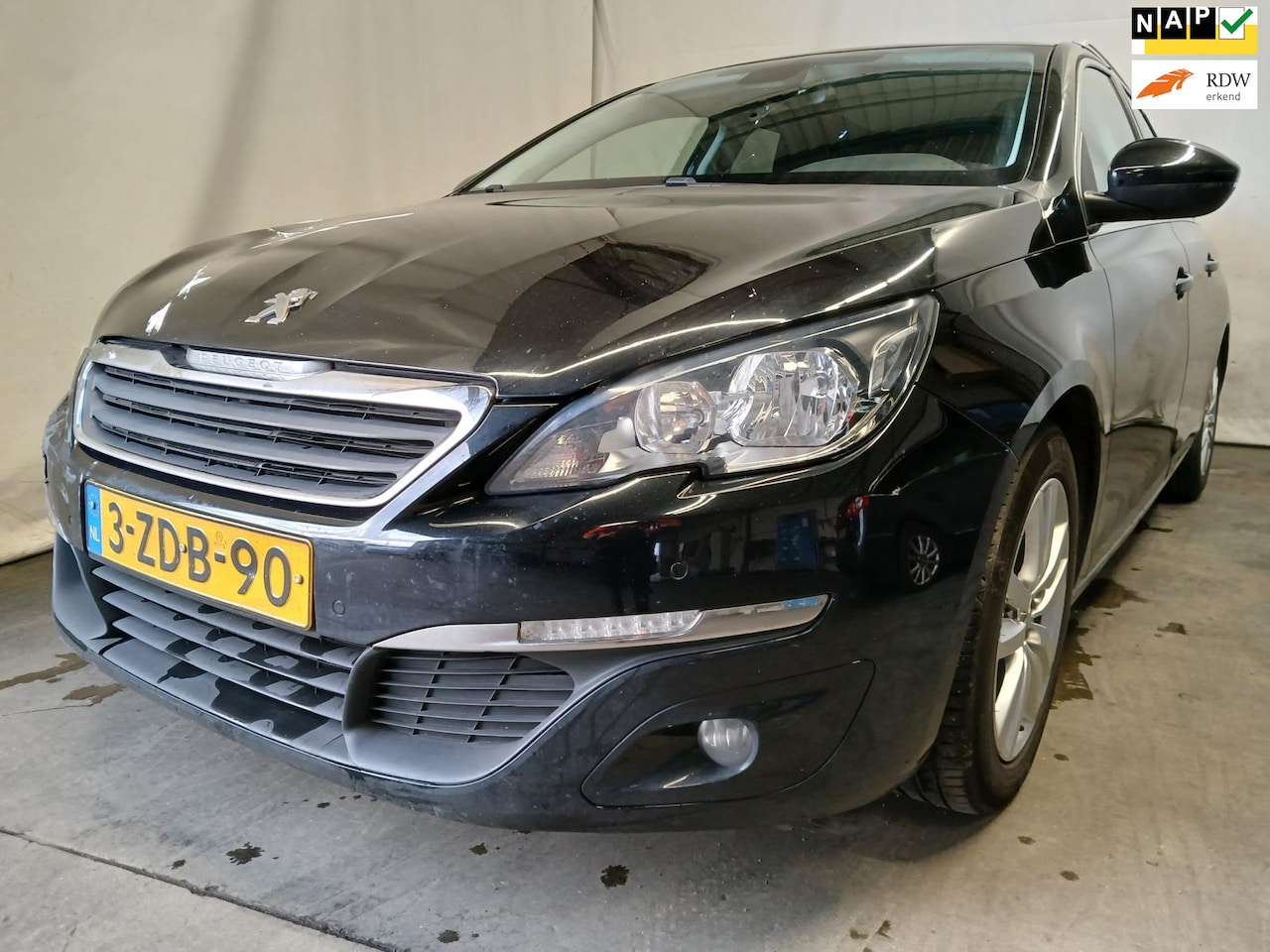 Peugeot 308 SW - 1.6 BlueHDI Blue Lease Executive - Airco - Navi - Export - Schade - AutoWereld.nl