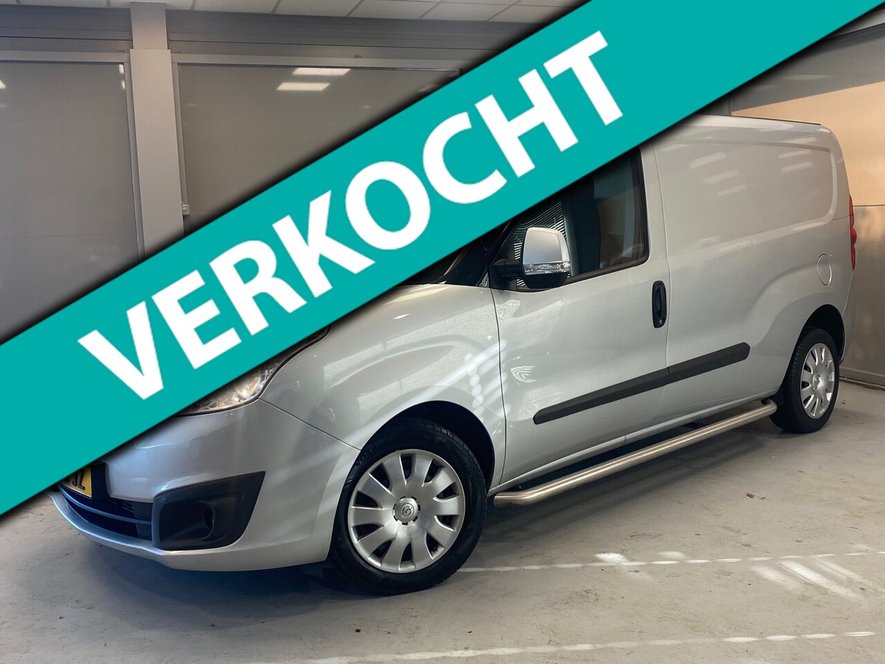 Opel Combo - 1.6 CDTi L2H1 Sport | CLIMA | CRUISE | TREKHAAK | - AutoWereld.nl