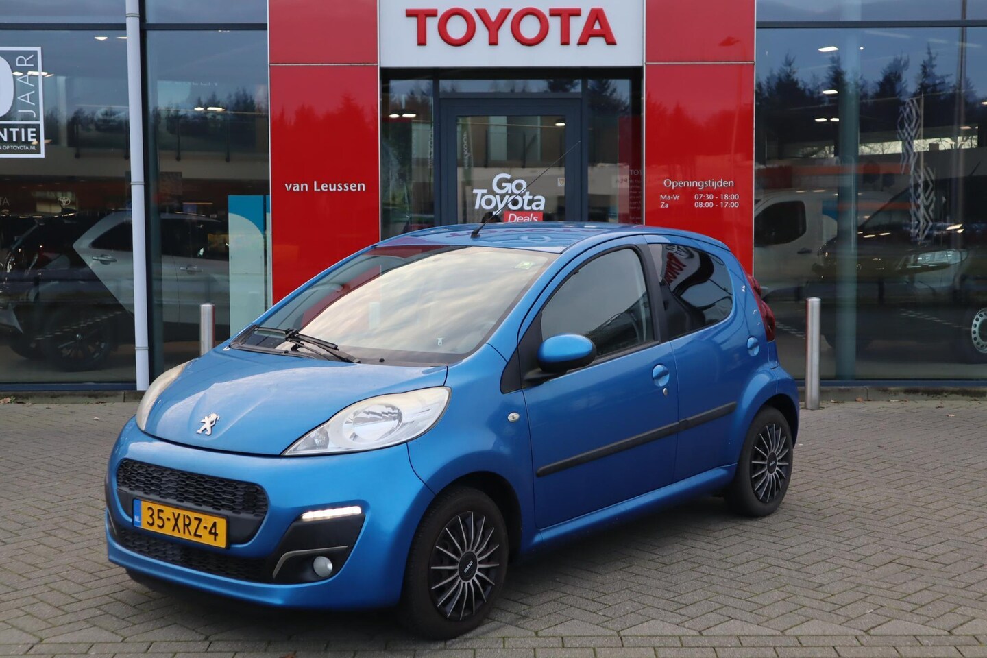 Peugeot 107 - 5-DEURS AIRCONDITIONING CENTRALE-VERGRENDELING EL-RAMEN PRIVACY-GLASS - AutoWereld.nl