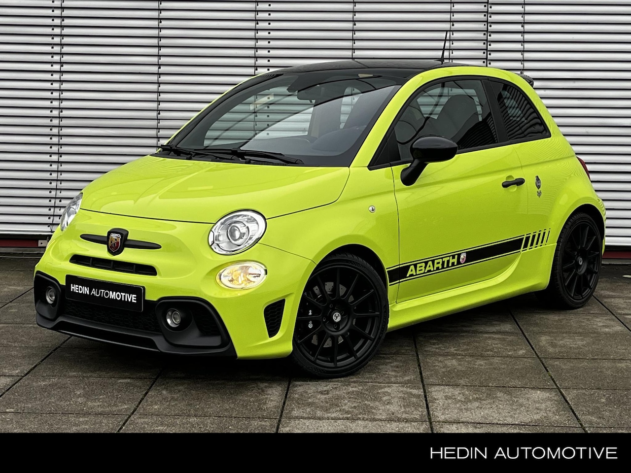 Abarth 595 - 1.4 T-Jet Abarth Competizione 70th Anniversary | AUT | - AutoWereld.nl